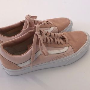 NEW Vans Old Skool in Blushing Pink, size 9